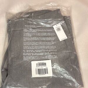 Old Navy High Waisted Pixie Flare Pants - Light Grey - Size 2 Regular